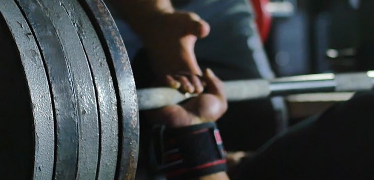 Développé couché : comment passer la barre des 100 kilos ?